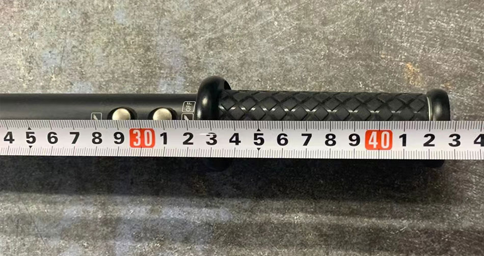 黑鹰1118B防身电棍